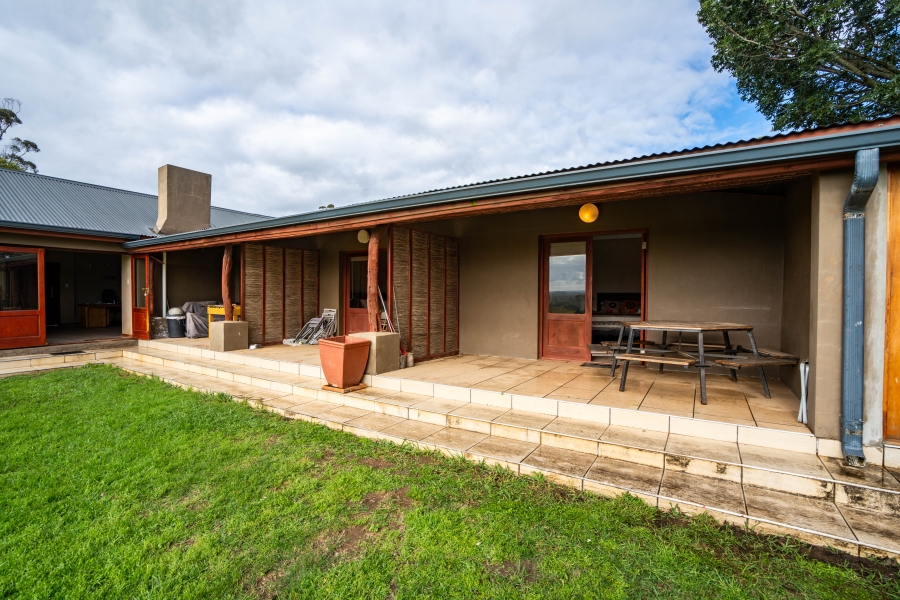 5 Bedroom Property for Sale in Grahamstown Rural Eastern Cape